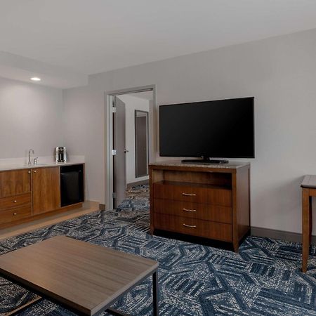 Hilton Garden Inn Burlington Downtown Extérieur photo