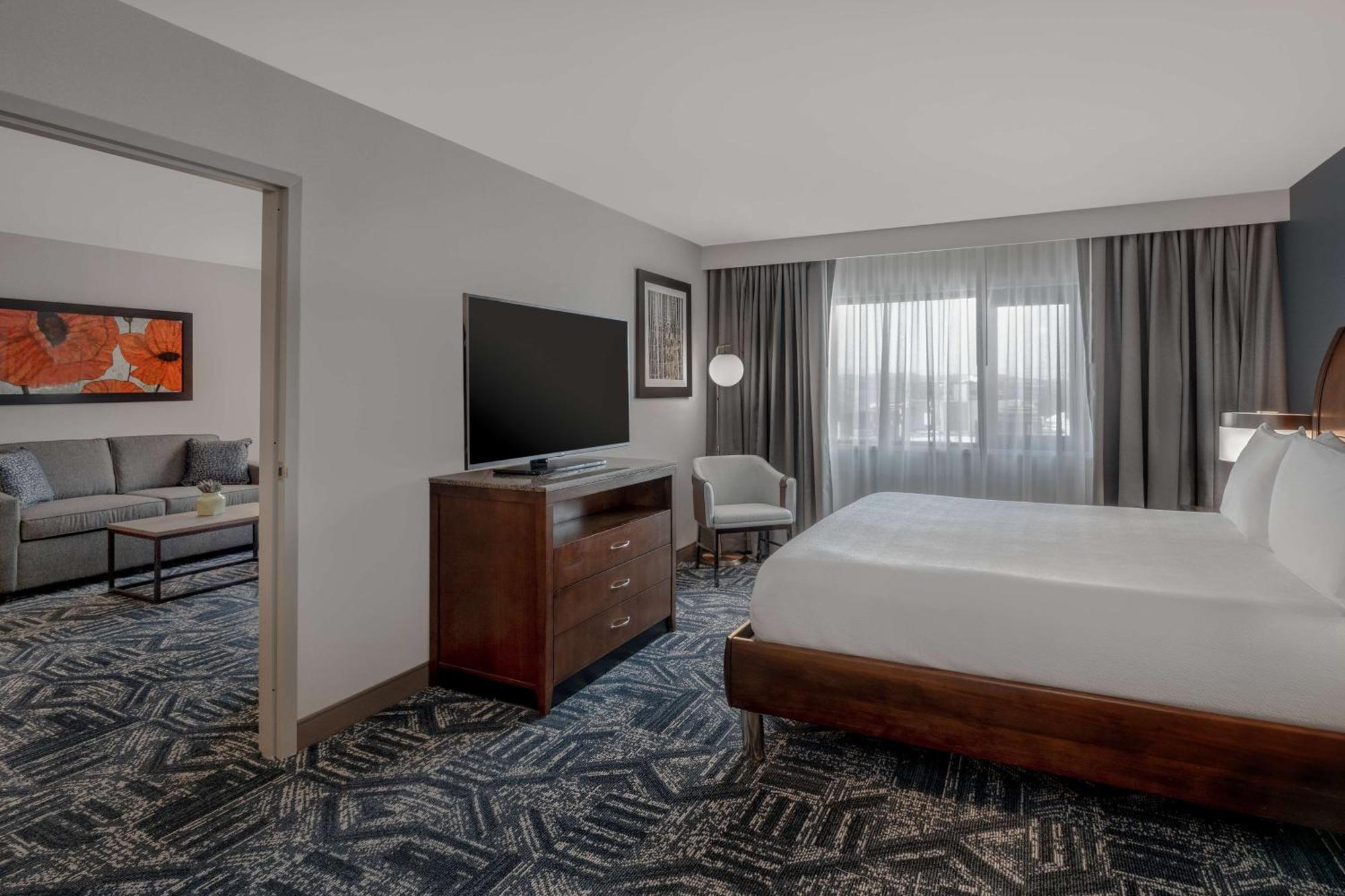 Hilton Garden Inn Burlington Downtown Extérieur photo