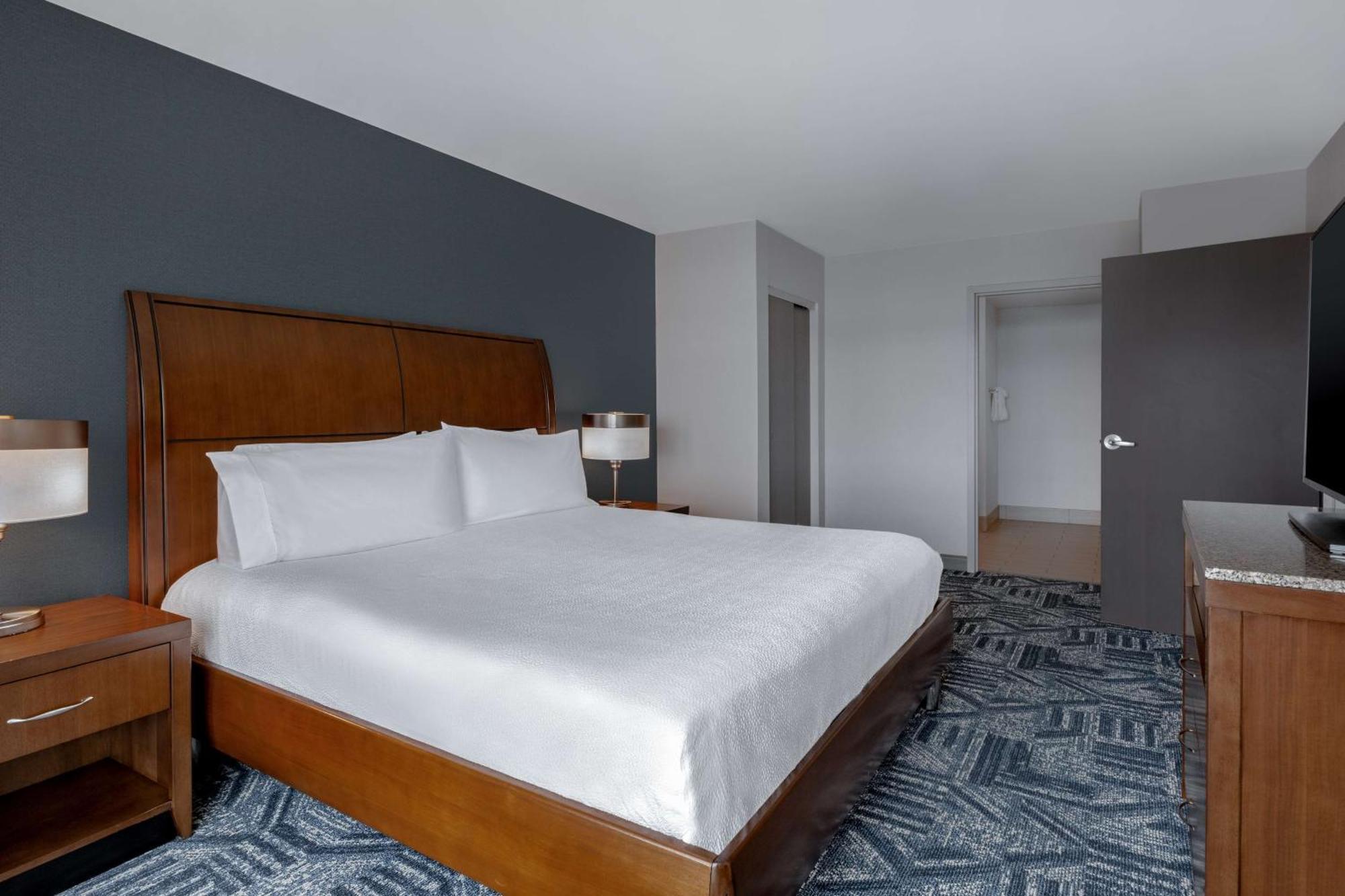 Hilton Garden Inn Burlington Downtown Extérieur photo